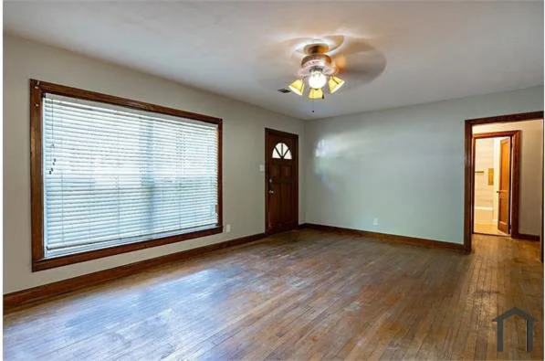 213 Alpine St - Photo 2 of 14