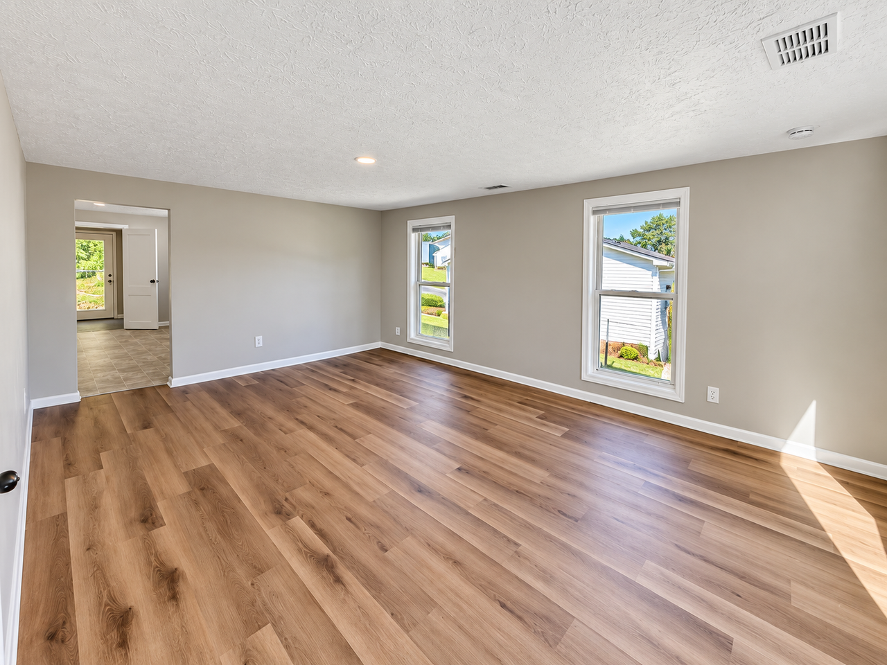 309 Watterson St #1 - Photo 6 of 16