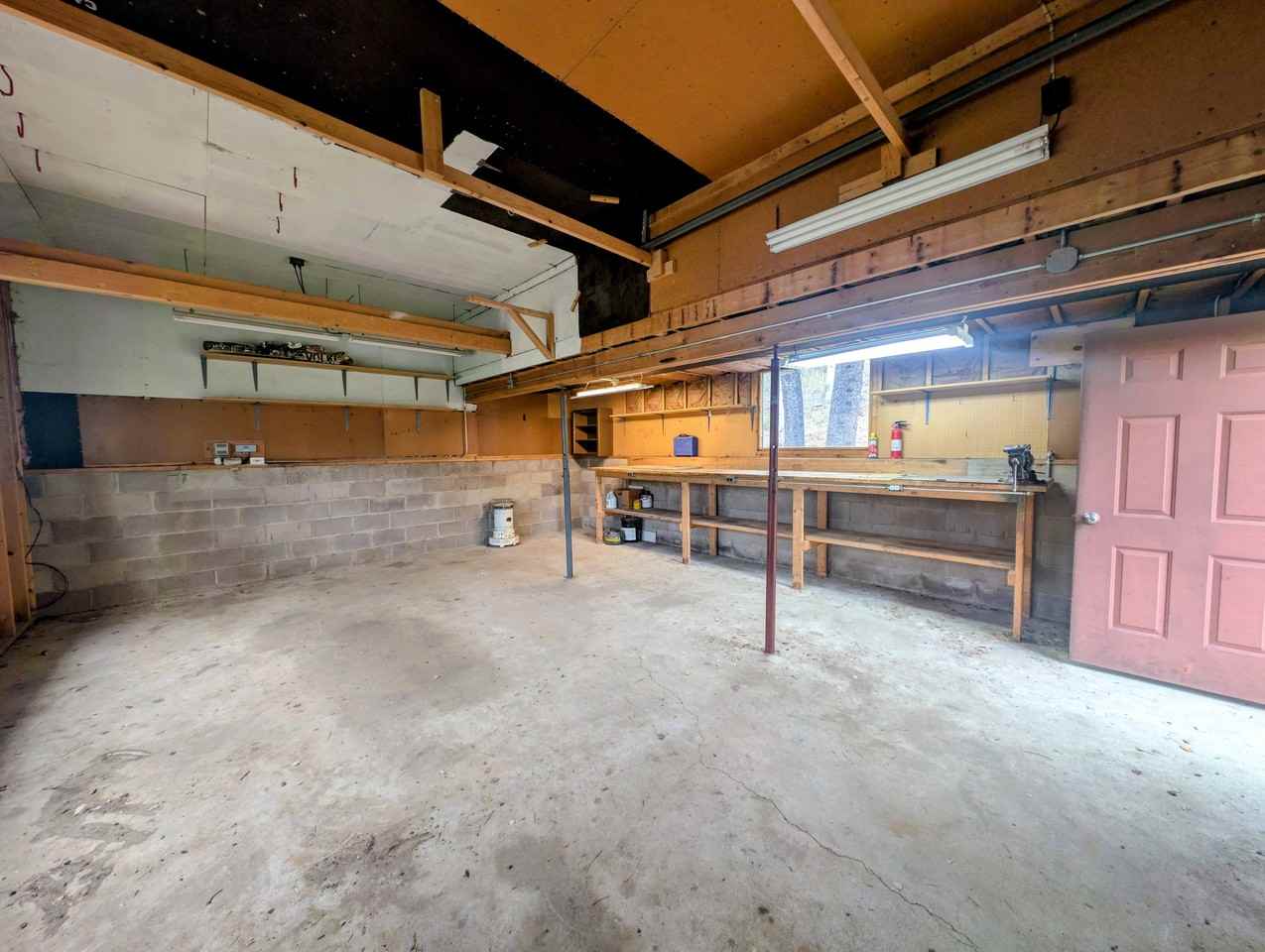 187 Patricia Rd #1 - Photo 5 of 32