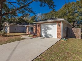 featured image of 407 E Field Ave #1