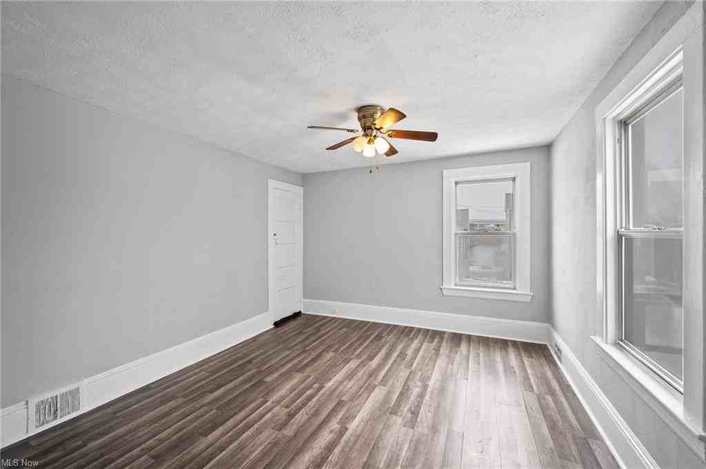 1932 Coltman Road - 4- Up left #4UPLEFT - Photo 6 of 10