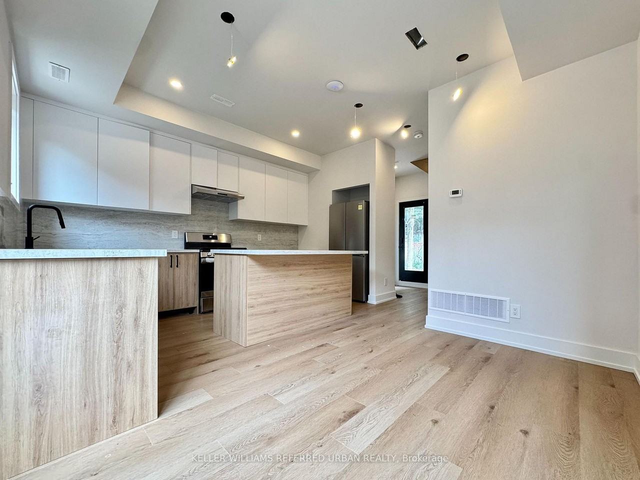 269 Brunswick Avenue - Photo 4 of 13