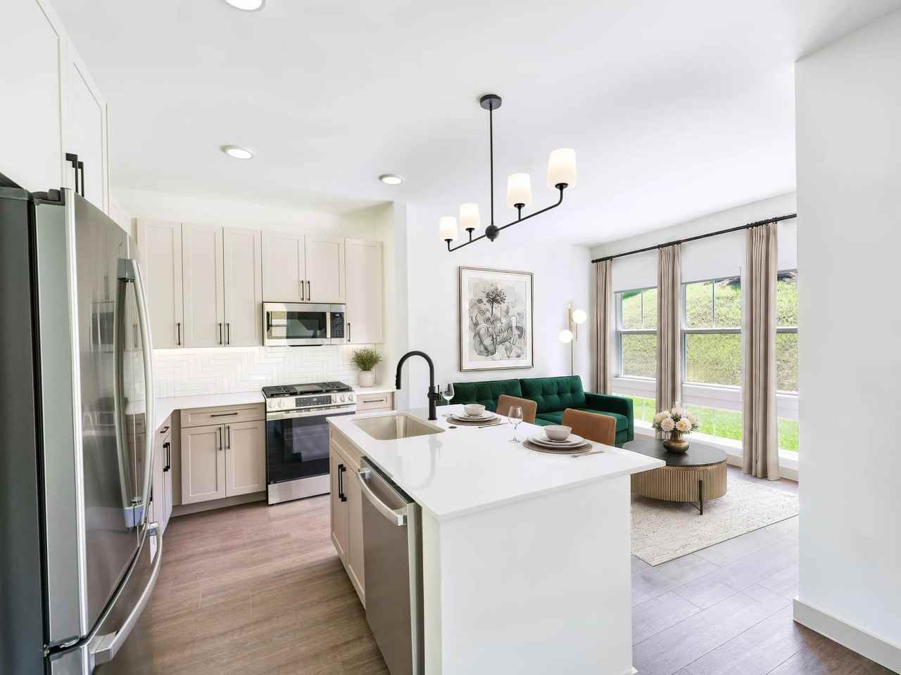 Modera Weston - Photo 2 of 22