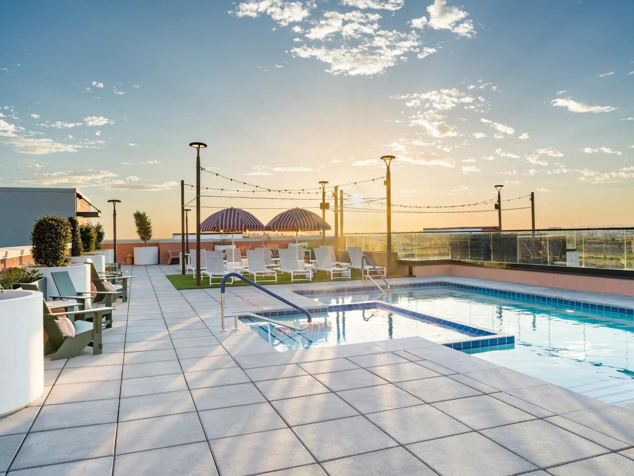 Modera Rio Salado - Photo 2 of 50