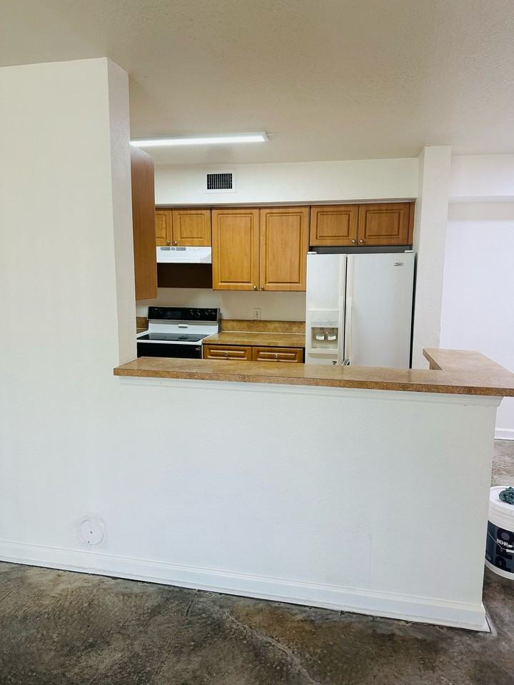 15440 Sw 284th St #1 - Photo 3 of 5