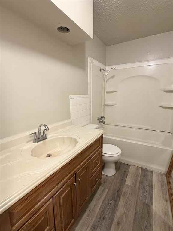 3314 Brooks Dr #1 - Photo 3 of 12
