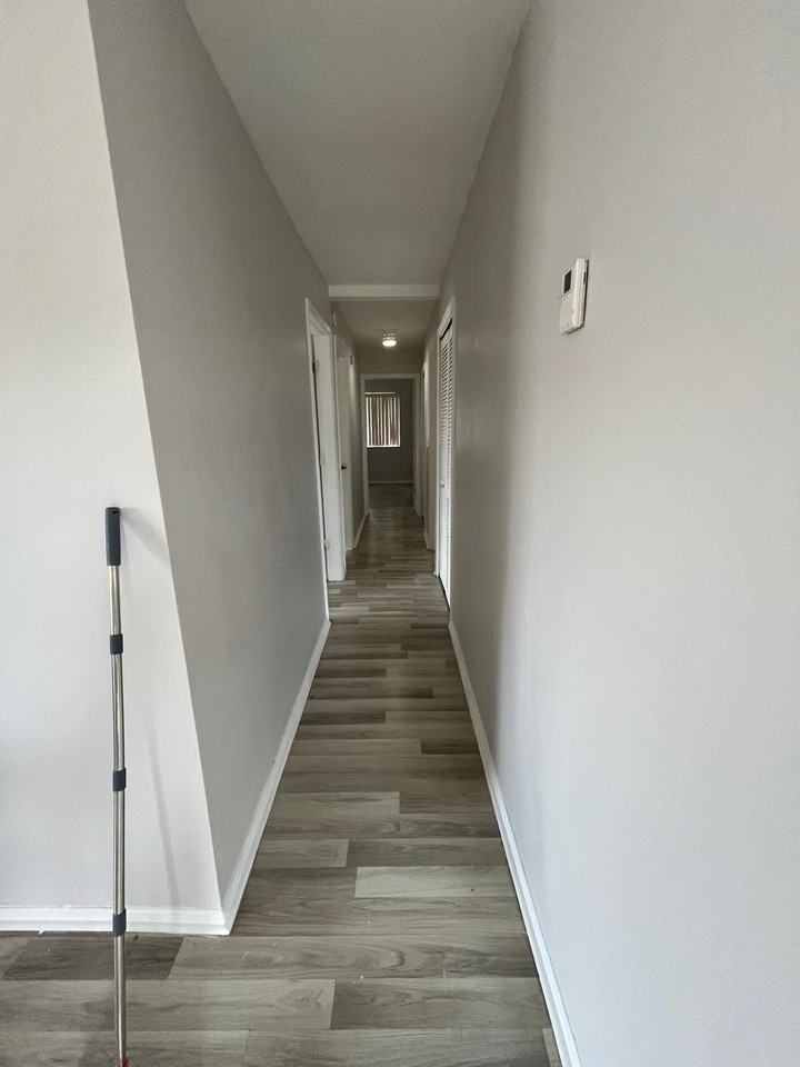 2116 Nw 58th Ave #1 - Photo 5 of 10