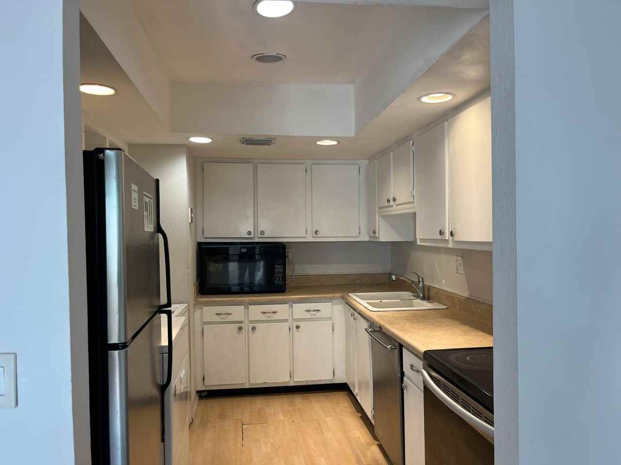 2116 Nw 58th Ave #1 - Photo 7 of 10