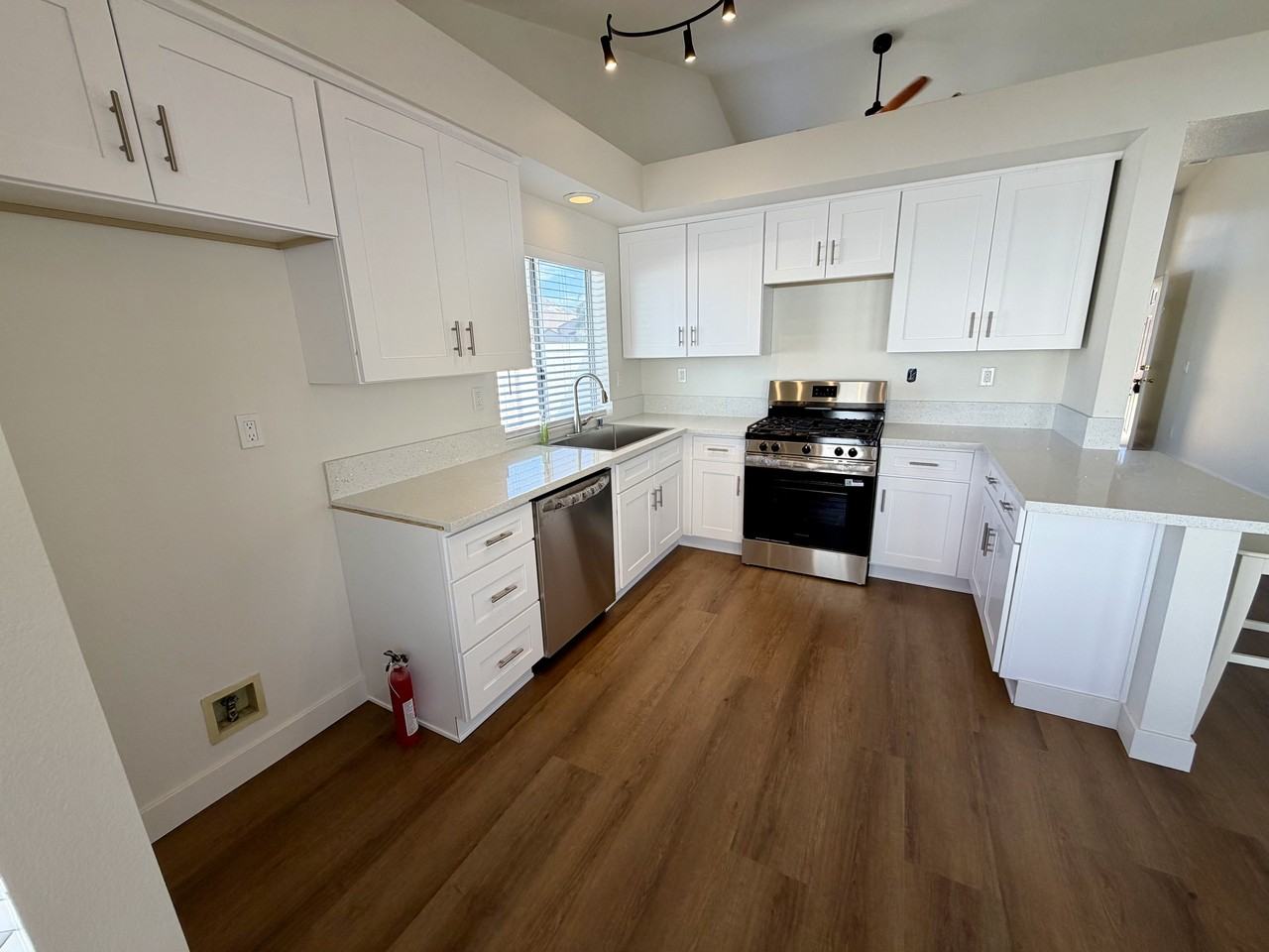 25646 Buena Fortuna Ln #0 - Photo 6 of 32