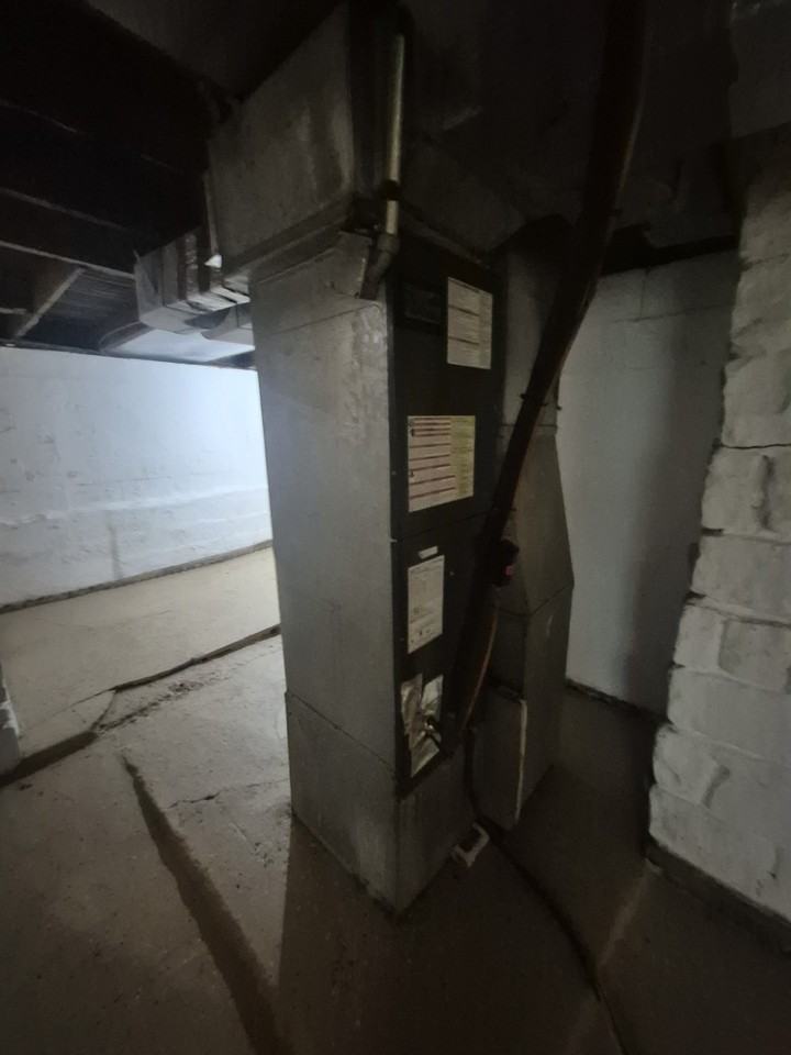 9941 Valley Dr #1 - Photo 5 of 29