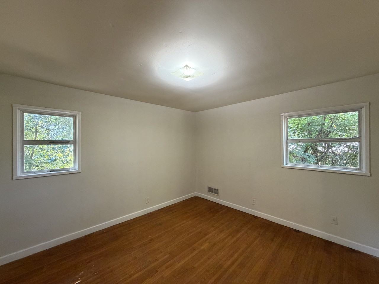 505 Ferndale Rd #1 - Photo 7 of 8