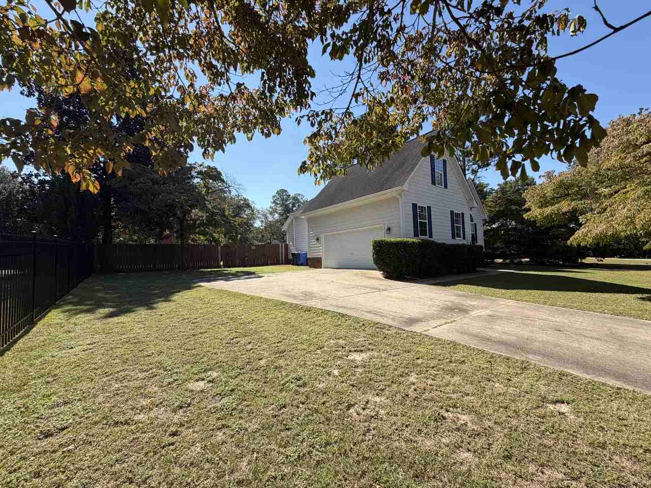 414 Raynor Dr #1 - Photo 2 of 29