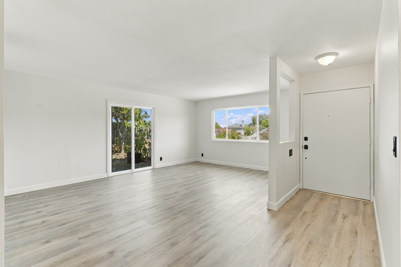 83 S Dewey Ave #1 - Photo 2 of 27