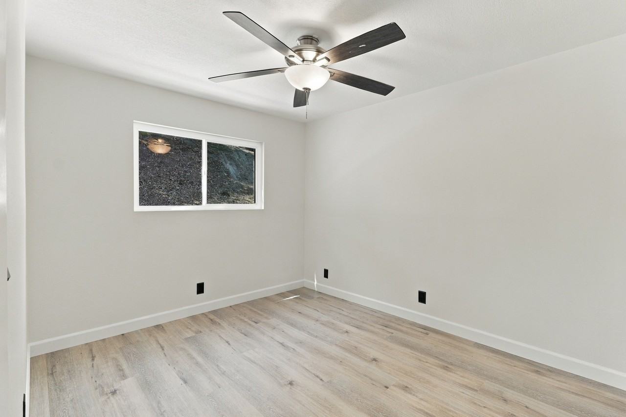 83 S Dewey Ave #1 - Photo 7 of 27