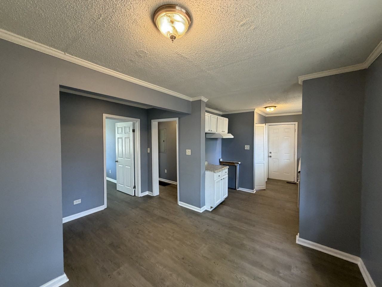348 3rd St #1 - Photo 3 of 10