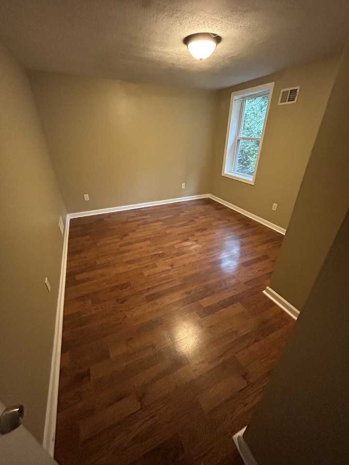 133 Cape May Ave #1 - Photo 7 of 12