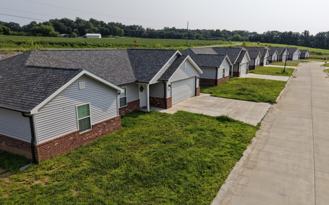 233 Oak Grove Cir - Photo 1 of 1
