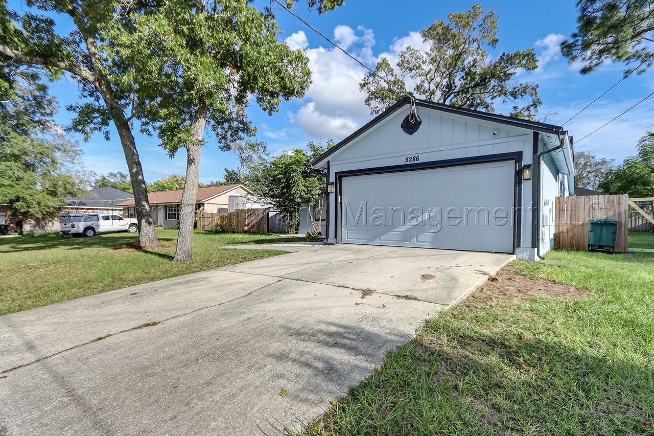 5286 Julington Creek Rd #1 - Photo 2 of 26