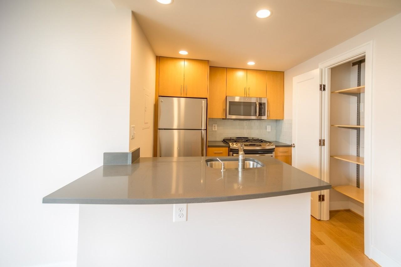 M Street Towers - Photo 2 of 13