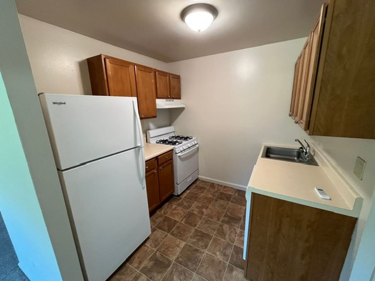 Oxhaven Apartments - Photo 6 of 17