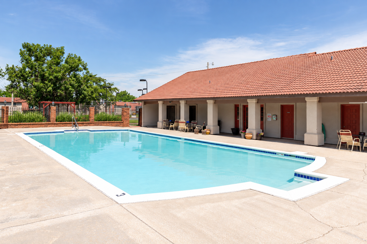 Aragon Apartments - Photo 4 of 50