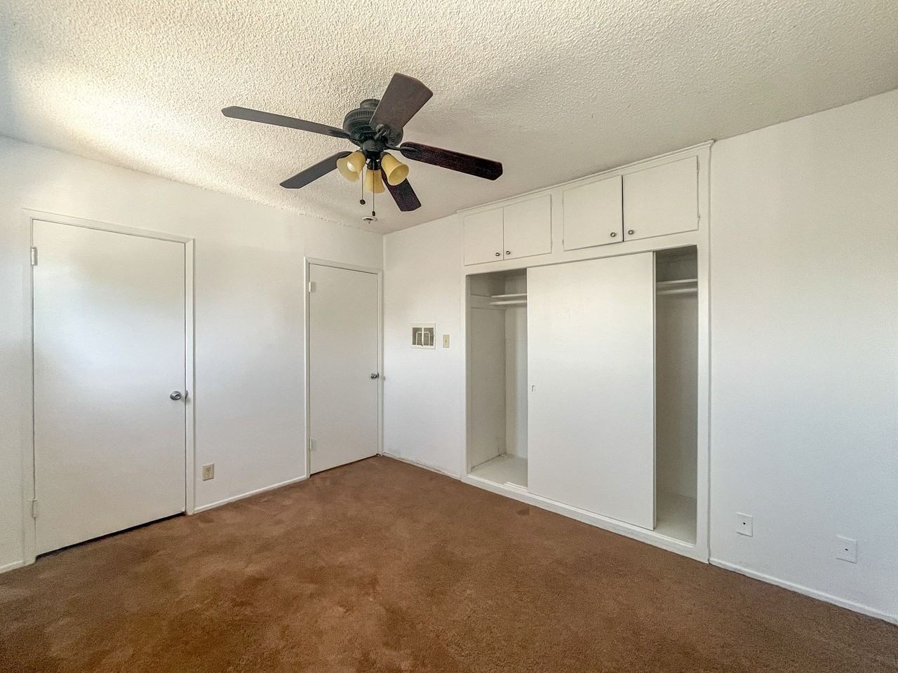 1069 Browning Blvd - Photo 5 of 5