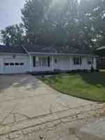 featured image of 3938 Carver St