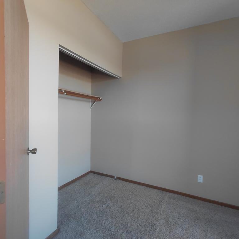 18 4th Ave W #35 - Photo 5 of 5