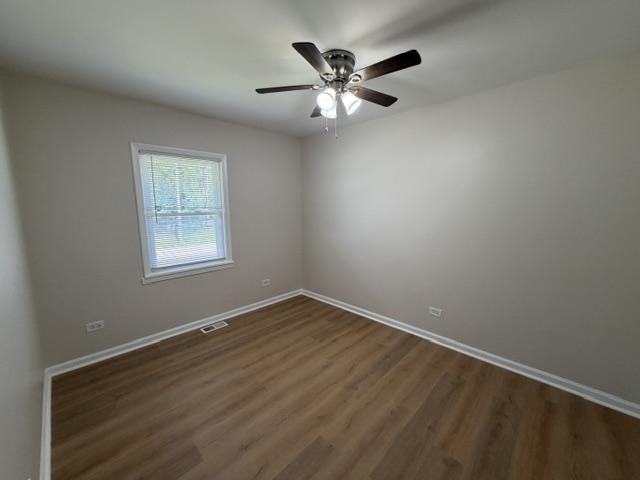22497 Yates Ave - Photo 4 of 10