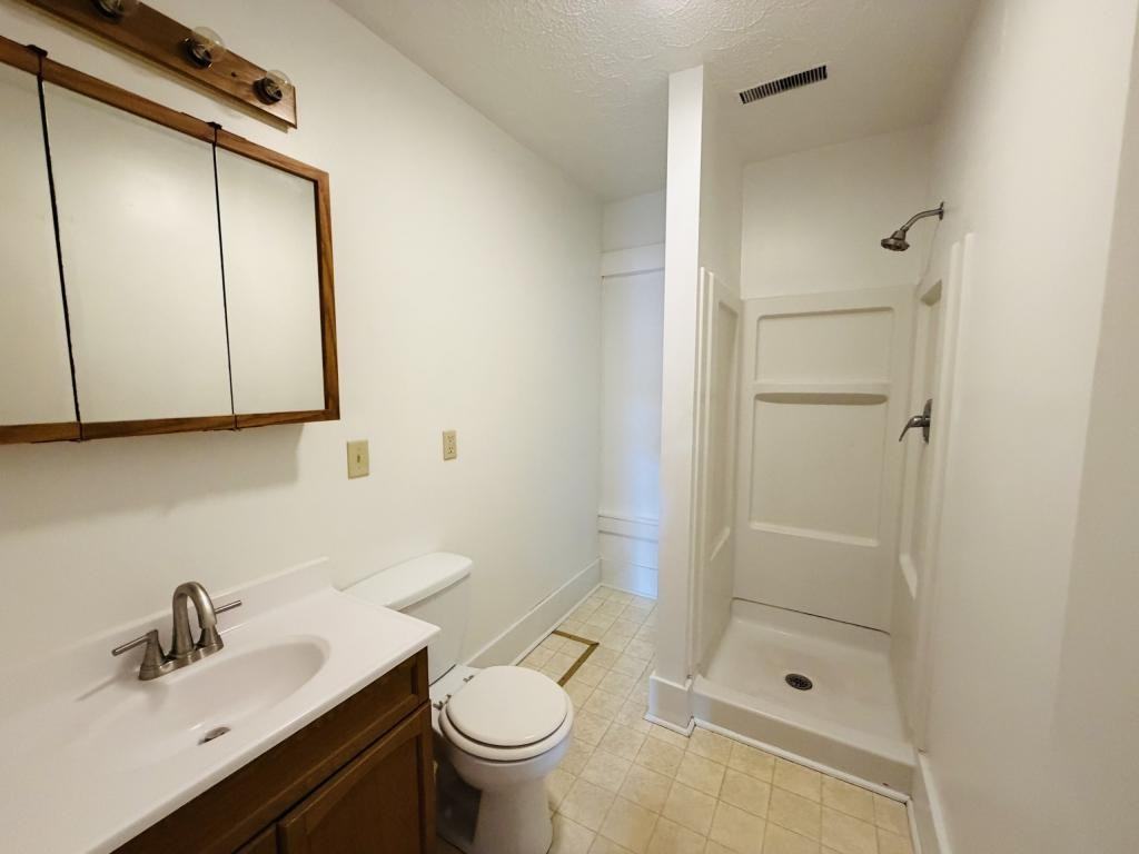 127 1/2 Sw 9th St - Photo 6 of 7