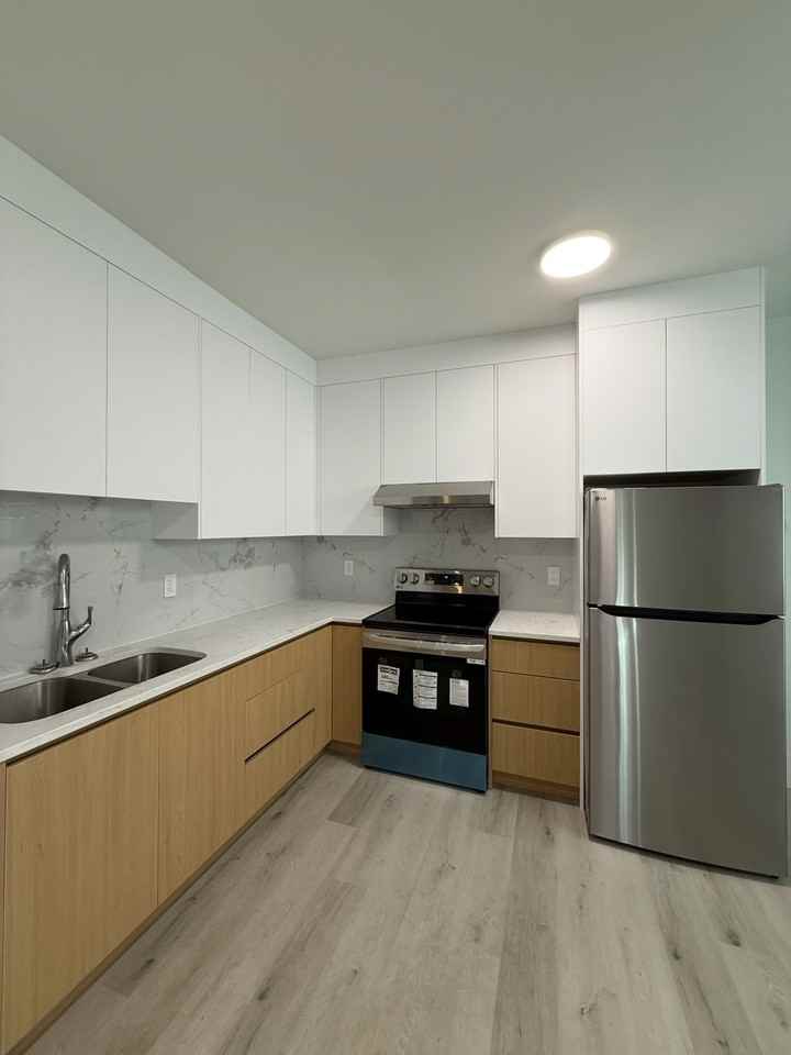 4018 Nithsdale Street - Photo 5 of 7
