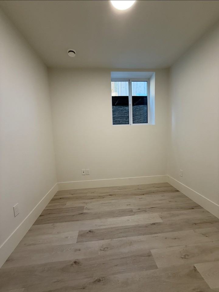 4018 Nithsdale Street - Photo 6 of 7