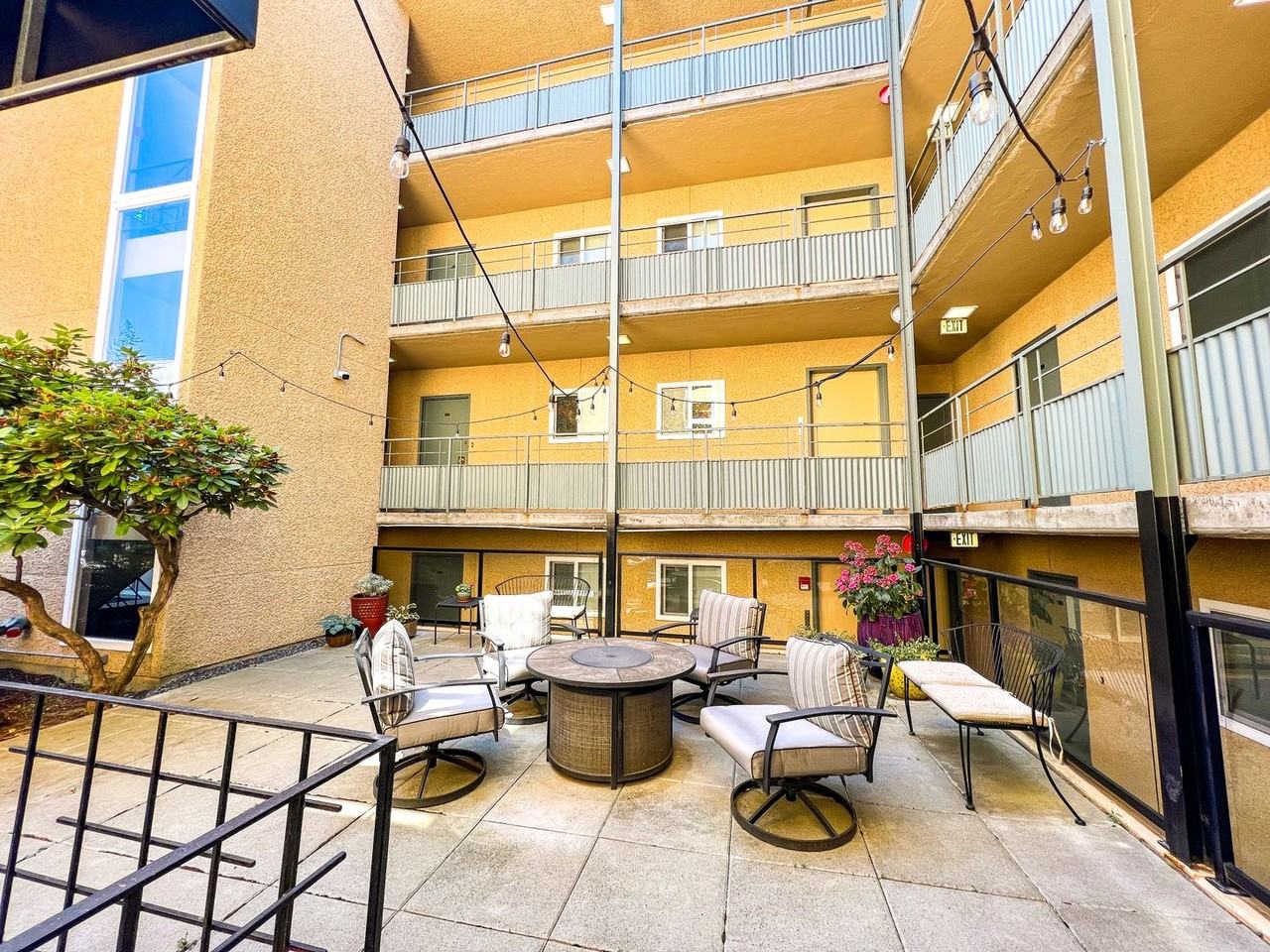 IRO Apartments - Photo 2 of 15