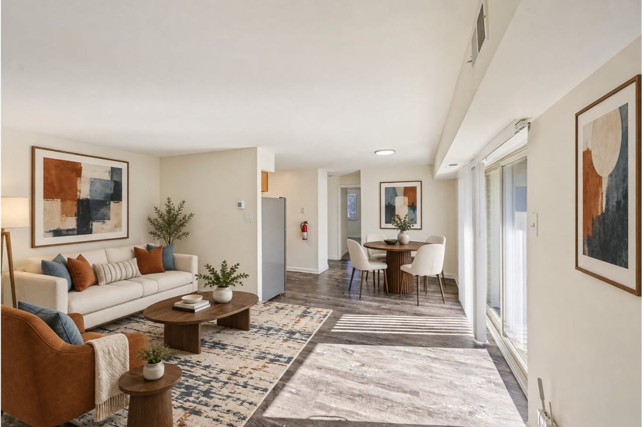 Chesterfield Apartment Homes - Photo 3 of 35