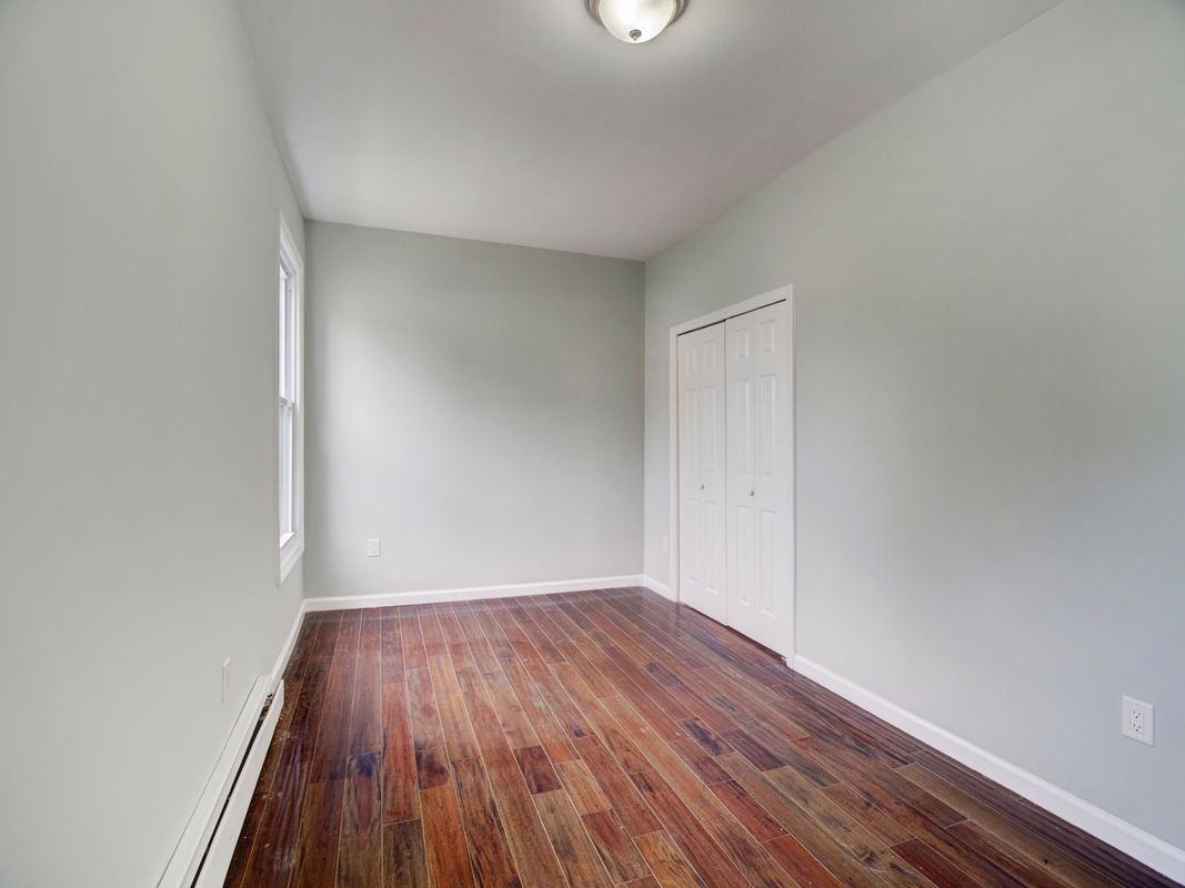 37 William St ##1 - Photo 6 of 15