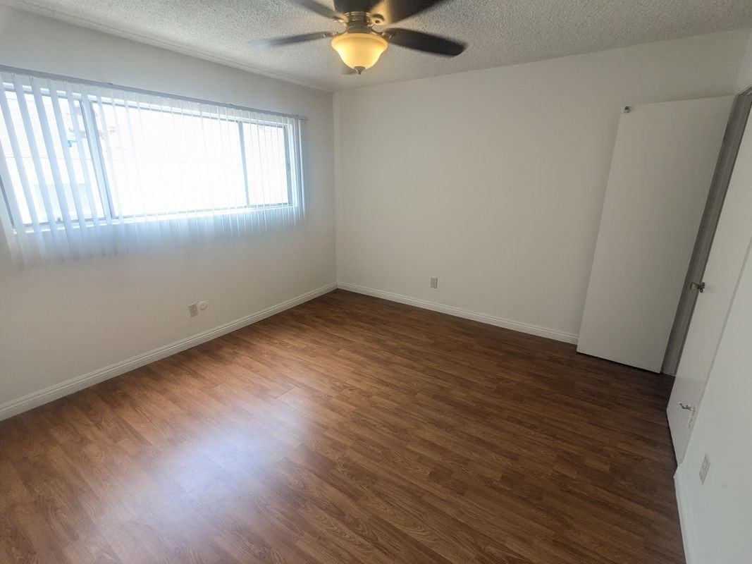 5717 La Mirada Ave ##6 - Photo 5 of 14