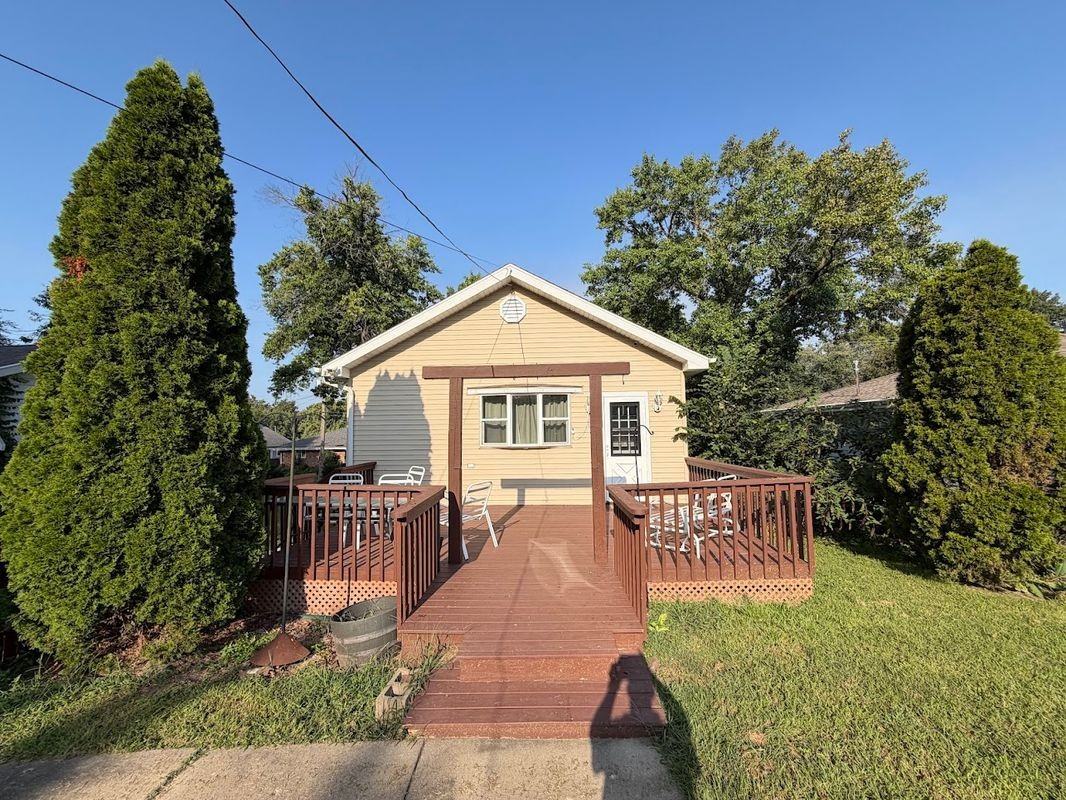 3824 N Atlantic Ave - Photo 2 of 15