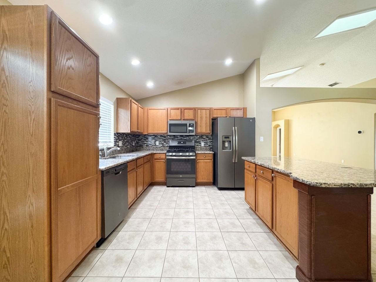 3154 Samosa Hill Cir - Photo 5 of 33