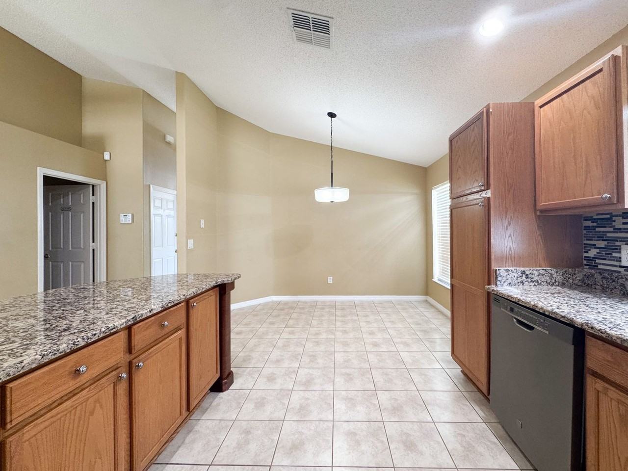 3154 Samosa Hill Cir - Photo 7 of 33