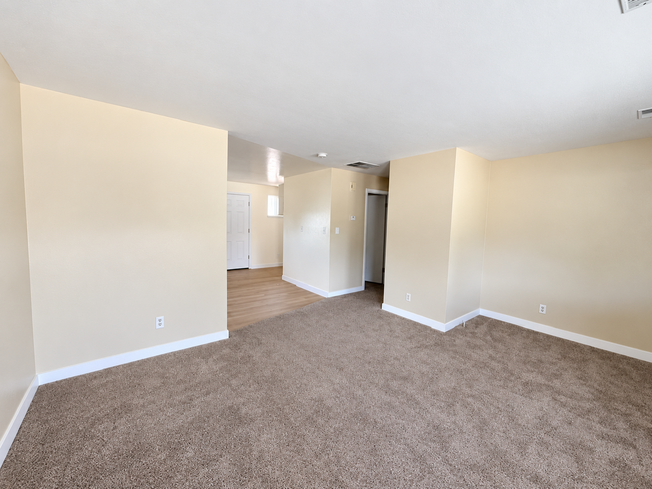 84 Eastsouth - Photo 3 of 16
