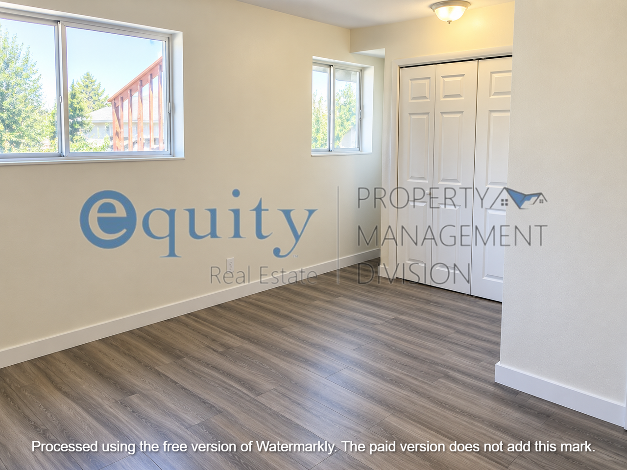 379 Esouth - Photo 3 of 13