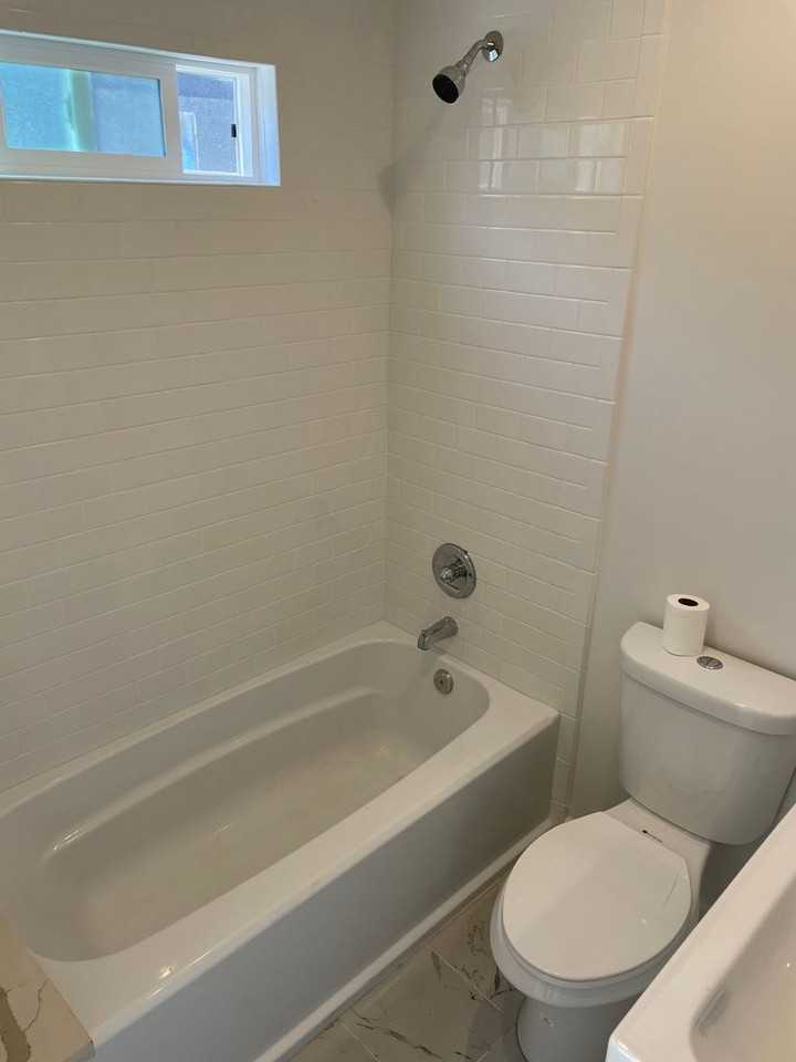 Comfortable and Classic Living in Lincoln Heights at 2216 Griffin Avenue - Photo 7 of 15