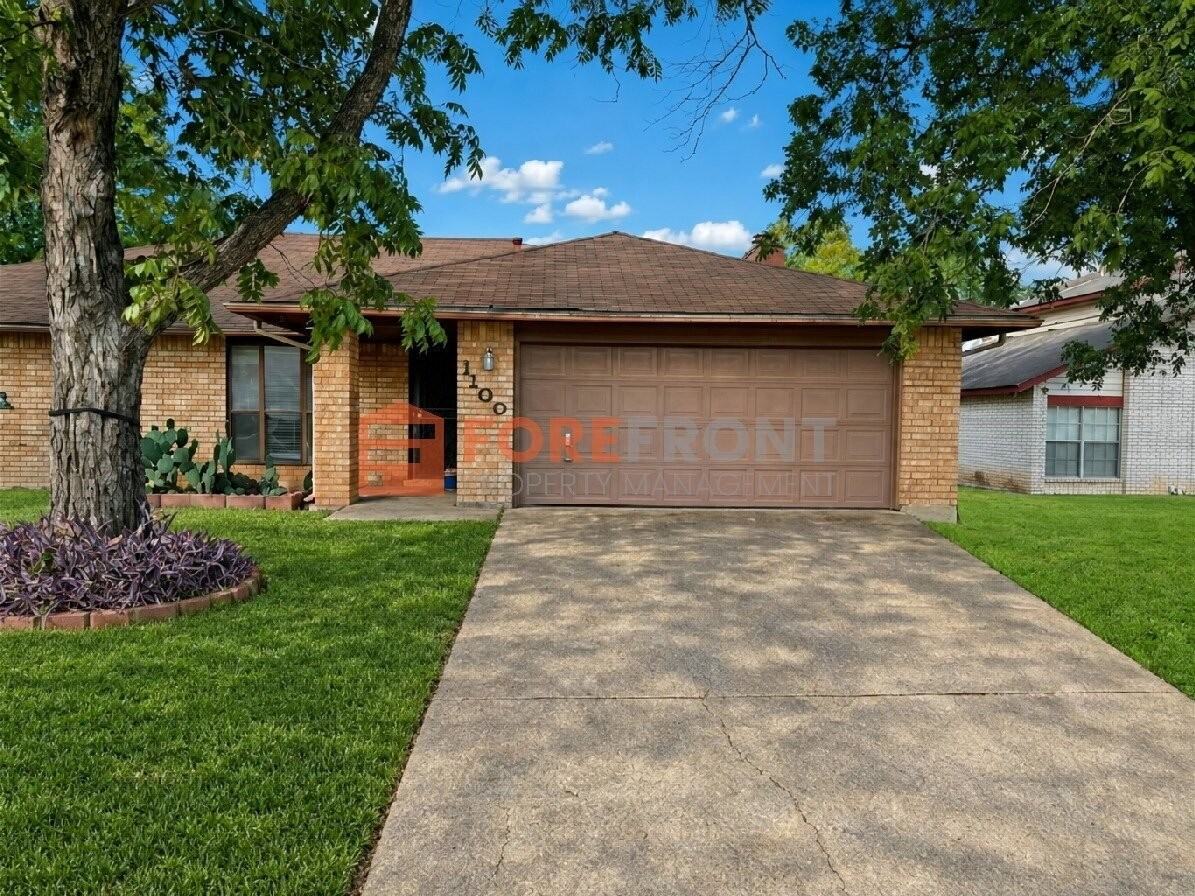 1100 S Ellison Dr - Photo 2 of 20