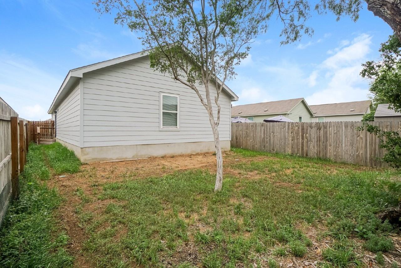 4110 Cross Current - Photo 3 of 20