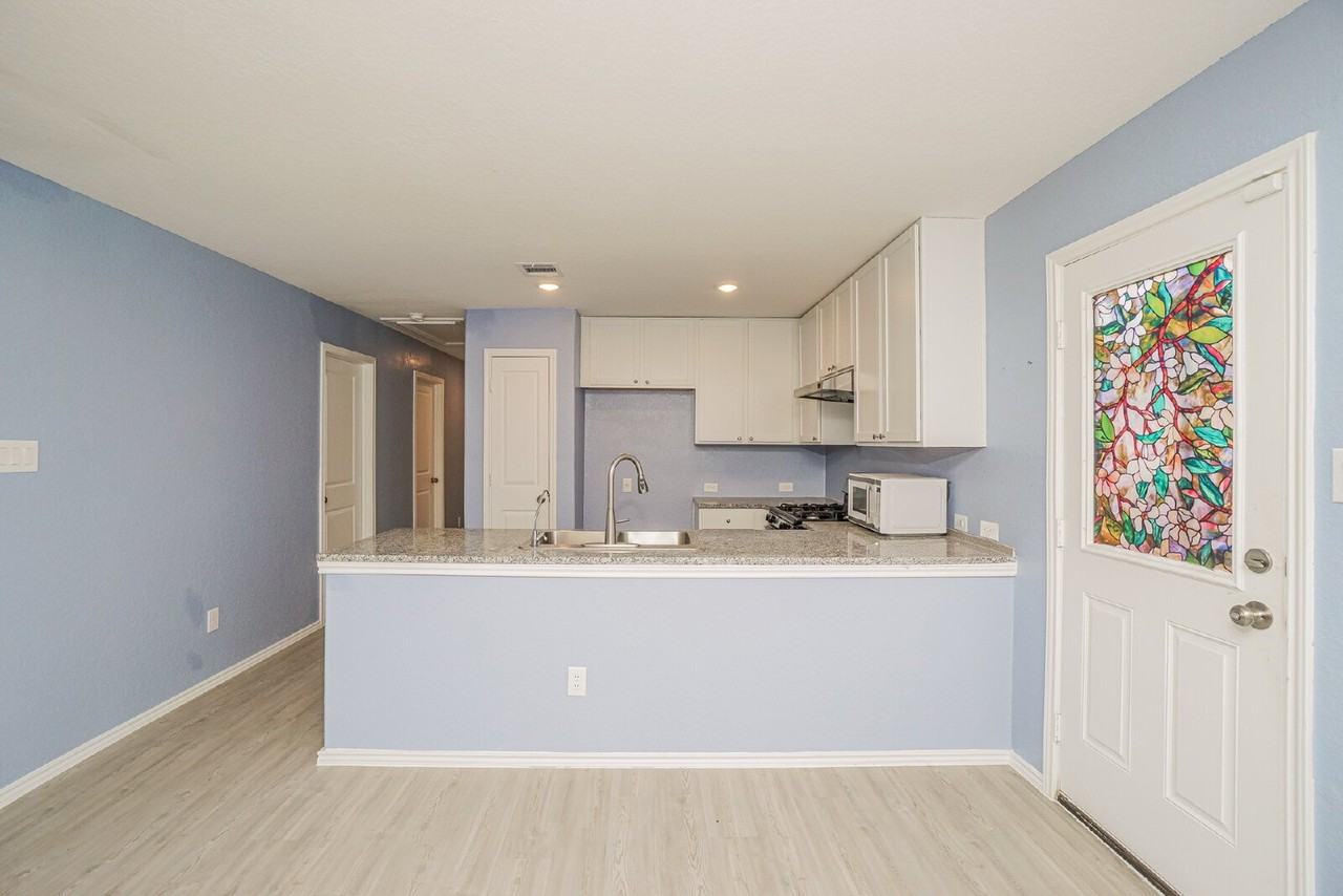 4110 Cross Current - Photo 6 of 20