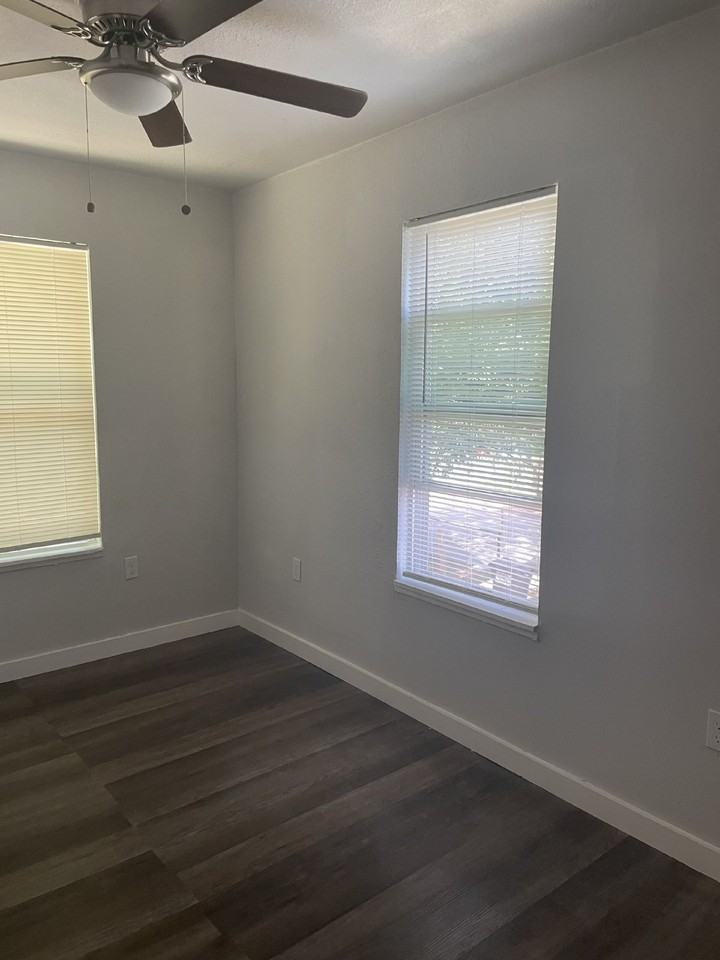 4818 Monterey St - Photo 6 of 16