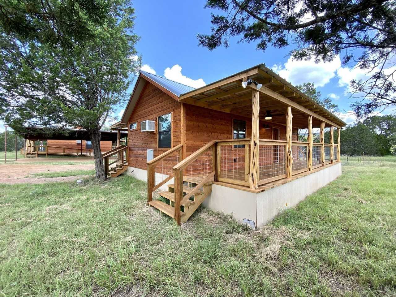 624 Deer Creek Dr - Photo 2 of 46