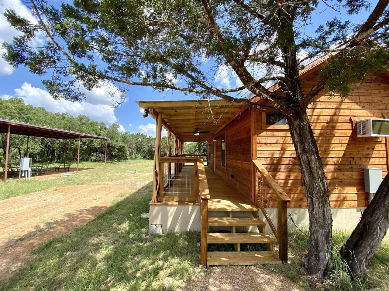 624 Deer Creek Dr - Photo 3 of 46