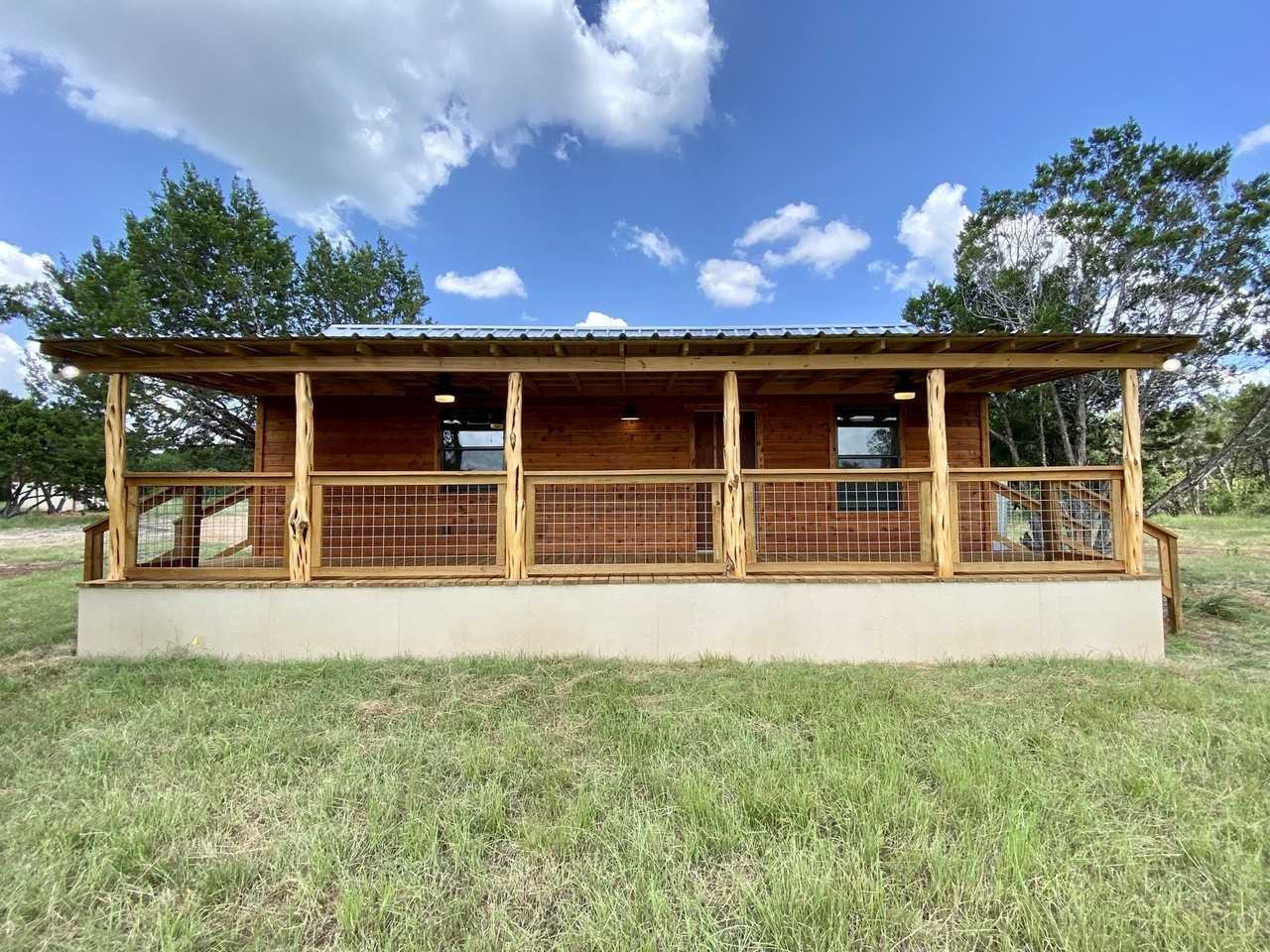 624 Deer Creek Dr - Photo 4 of 46