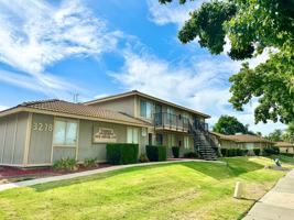 featured image of 3270 Denver Ave